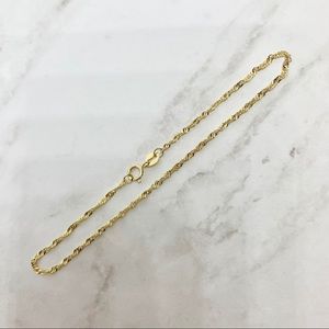 Jewelry - Solid 10k gold Singapore link chain bracelet .5g Jewelry - Solid 10k gold Singapore link chain bracelet .5g